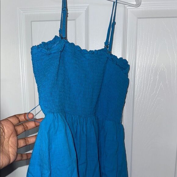 Girls size large Blue SMOCKED Spaghetti straps Ruffled romper LIKE NEW - Picture 5 of 9